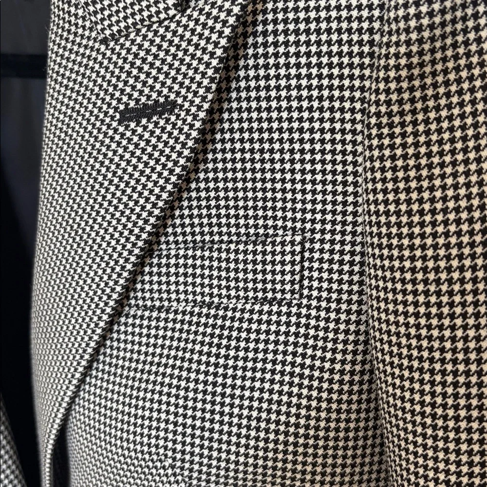 Alexander McQueen. Stunning Houndstooth Blazer. Impeccable like new condition. - Picture 4 of 16